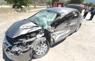 Yenişehir Mahallesinde Trafik Kazası: 1 çocuk 3...