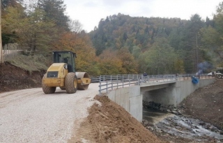 Yığılca'da Kemer Köprüsü inşaatı tamamlandı...