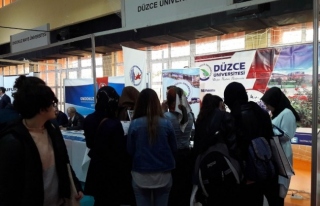 Düzce Üniversitesi Sakaryalı öğrencilerle buluştu...