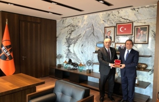 Başkan Özbakır, KGM'yi ziyaret etti