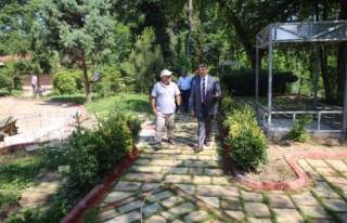 Başkan Akın; Gazhane Kültür Parkı'nda incelemelerde...