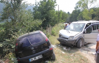 Gümüşova rampasında; Trafik Kazaları: 4 Yaralı