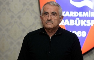 Kardemir Karabükspor'da başkan ve yöneticiler istifa...