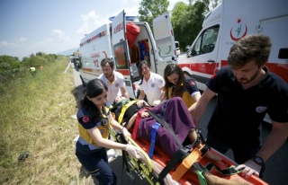 Anadolu Otoyolu'nda Kaza, 6 yaralı